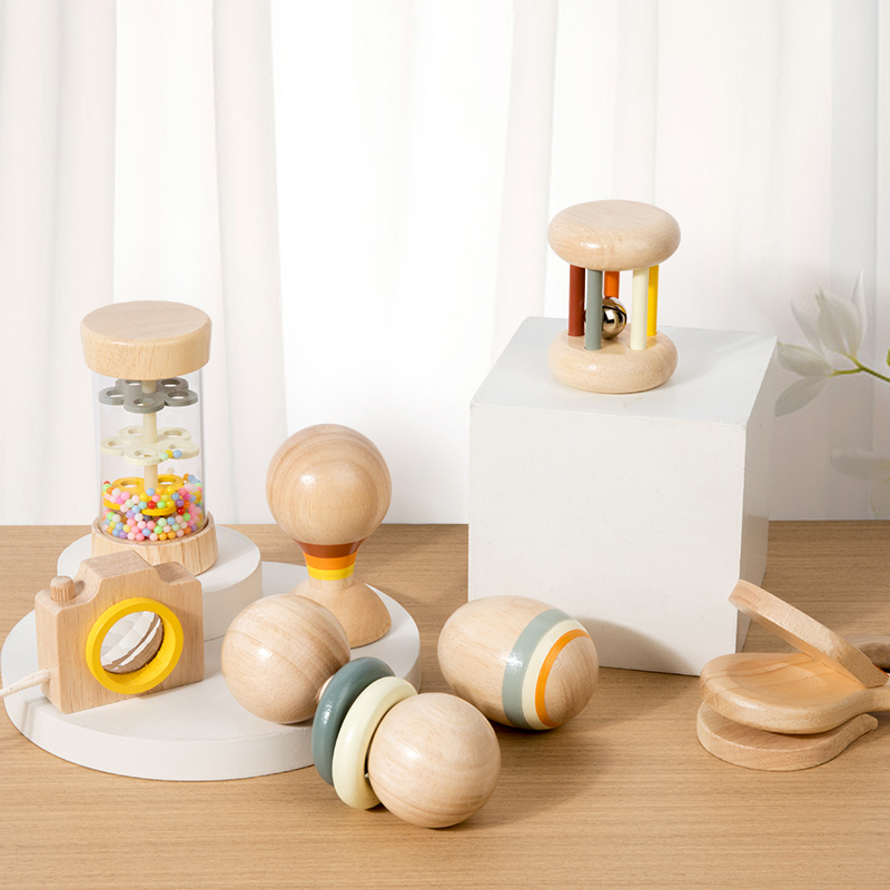 Montessori Wooden Toys 7 Piece - Baby Rattle Toy Set recension och pris