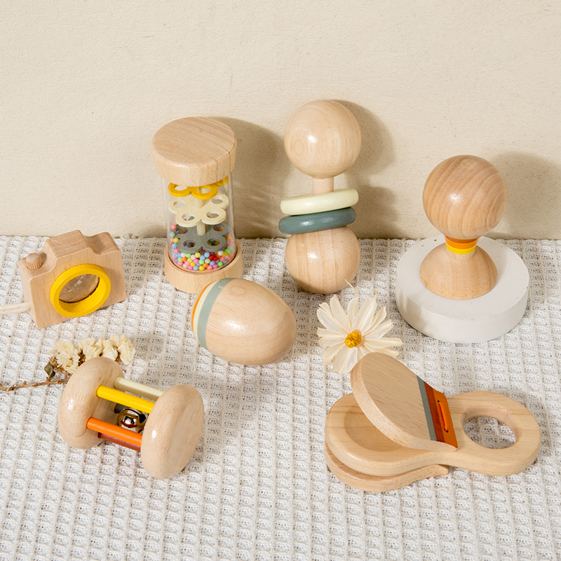 Montessori Wooden Toys 7 Piece - Baby Rattle Toy Set recension och pris